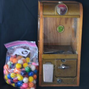 Wooden Bubblegum Dispenser